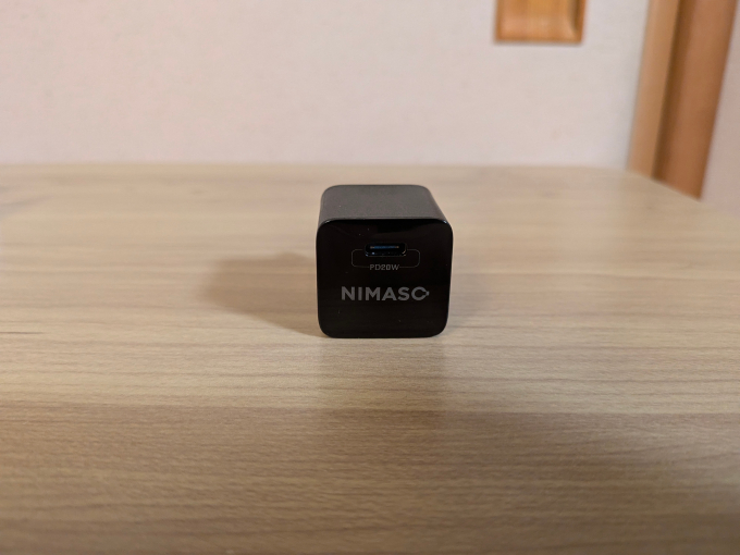 NIMASO USB-C充電器とUSB-Cケーブル 充電器2