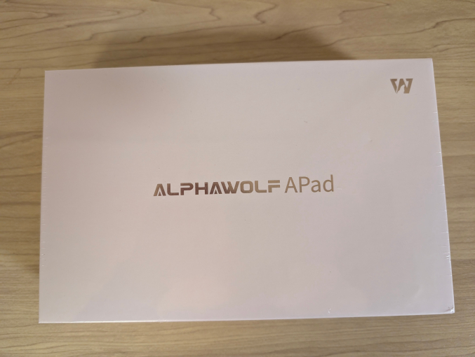 Alphawolf APad2 外箱表